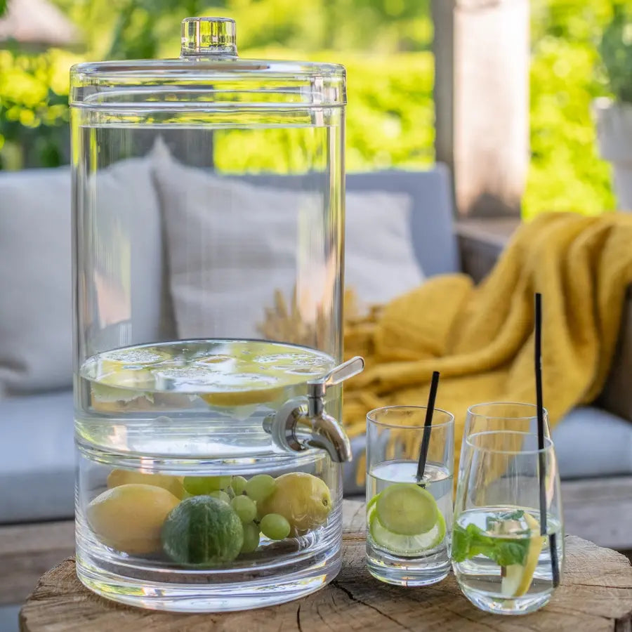 drankendispenser met glazen